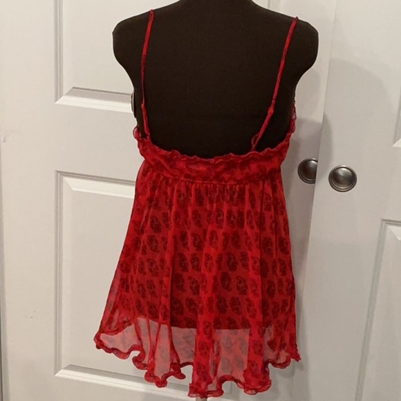 Victoria’s Secret Red Paisley Women's Babydoll Ruffle Nightgown Size Medium - Picture 6 of 9
